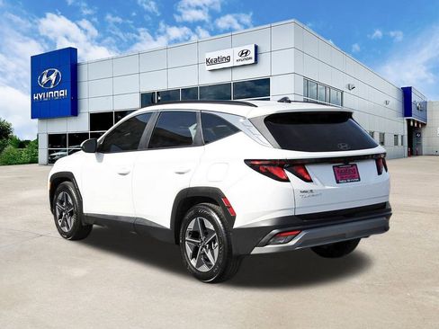 Certified 2025 Hyundai Tucson SEL image 7