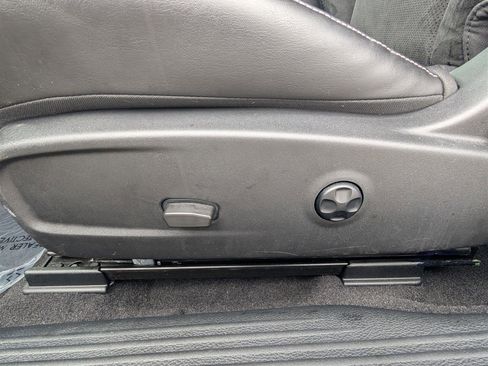 Used 2022 Dodge Challenger SRT Hellcat Redeye image 25