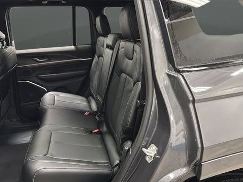 New 2026 Jeep Grand Cherokee Limited image 24