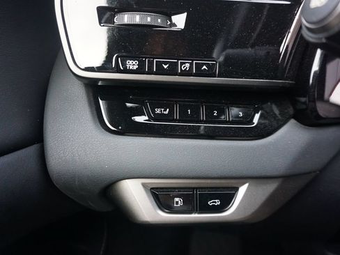 Used 2023 Lexus RX 350 Premium Plus w/ Cold Area Package FWD image 5