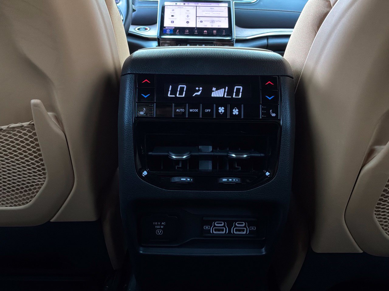 Used 2025 Jeep Grand Cherokee Summit AWD/4WD image 16