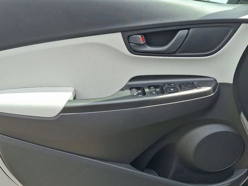 Certified 2023 Hyundai Kona SEL AWD/4WD image 12