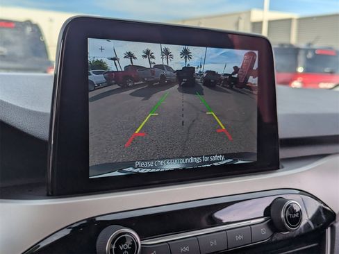 Used 2021 Ford Escape SE w/ SE Sport Appearance Package image 21