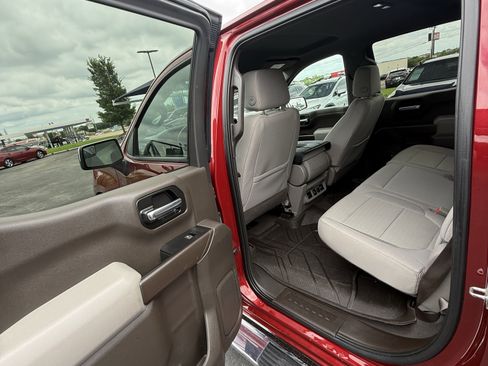 Used 2019 Chevrolet Silverado 1500 LT w/ Texas Edition RWD image 10