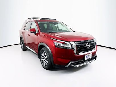 Used 2022 Nissan Pathfinder Platinum w/ Cargo Package