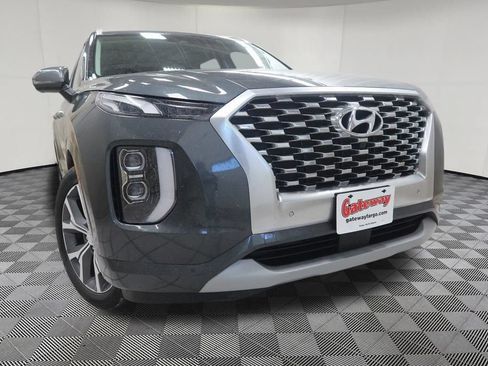 Used 2022 Hyundai Palisade Limited AWD/4WD image 2