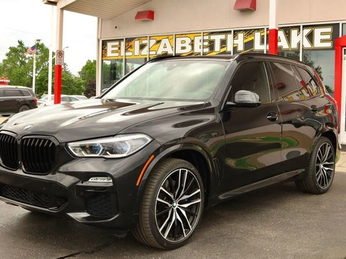 Used 2019 BMW X5 xDrive40i w/ M Sport Package AWD/4WD image 1