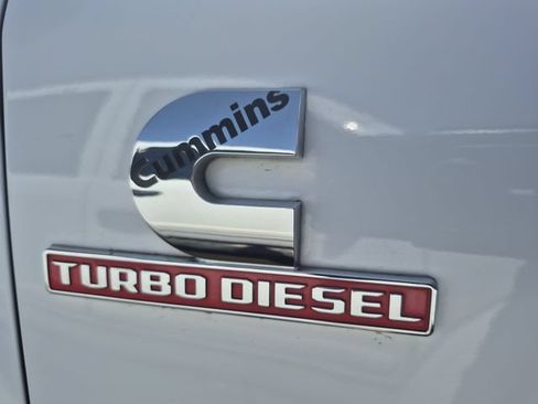 Used 2024 RAM 2500 Big Horn AWD/4WD image 4