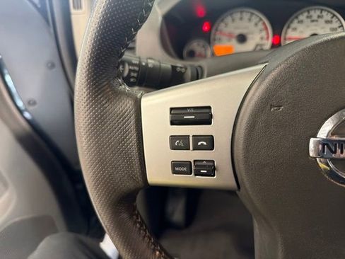 Used 2016 Nissan Frontier PRO-4X w/ Pro-4x Luxury Package AWD/4WD image 19