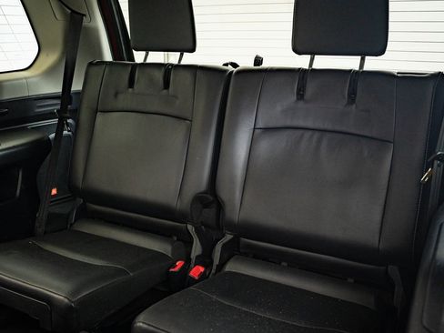 Used 2018 Toyota 4Runner Limited image 34