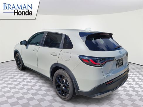 Certified 2024 Honda HR-V Sport image 4