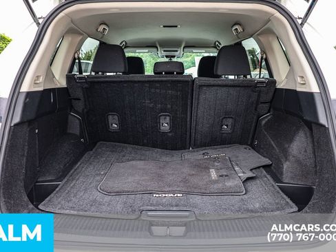 Used 2024 Nissan Rogue S FWD image 23