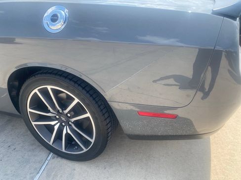 Used 2023 Dodge Challenger R/T RWD image 10