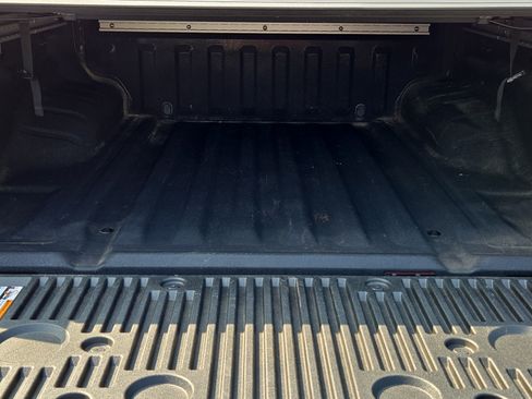 Used 2023 Nissan Frontier PRO-4X w/ Pro-4X Premium Package AWD/4WD image 13