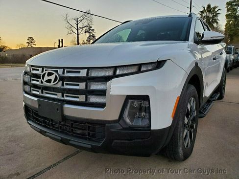 Used 2025 Hyundai Santa Cruz SEL image 2