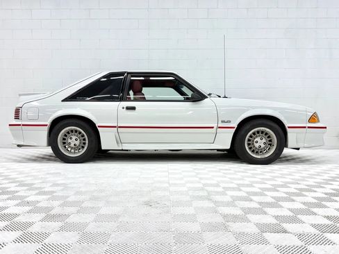Used 1988 Ford Mustang GT image 2