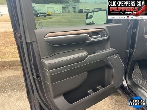 Used 2024 Chevrolet Silverado 1500 LT Trail Boss w/ Convenience Package II image 10