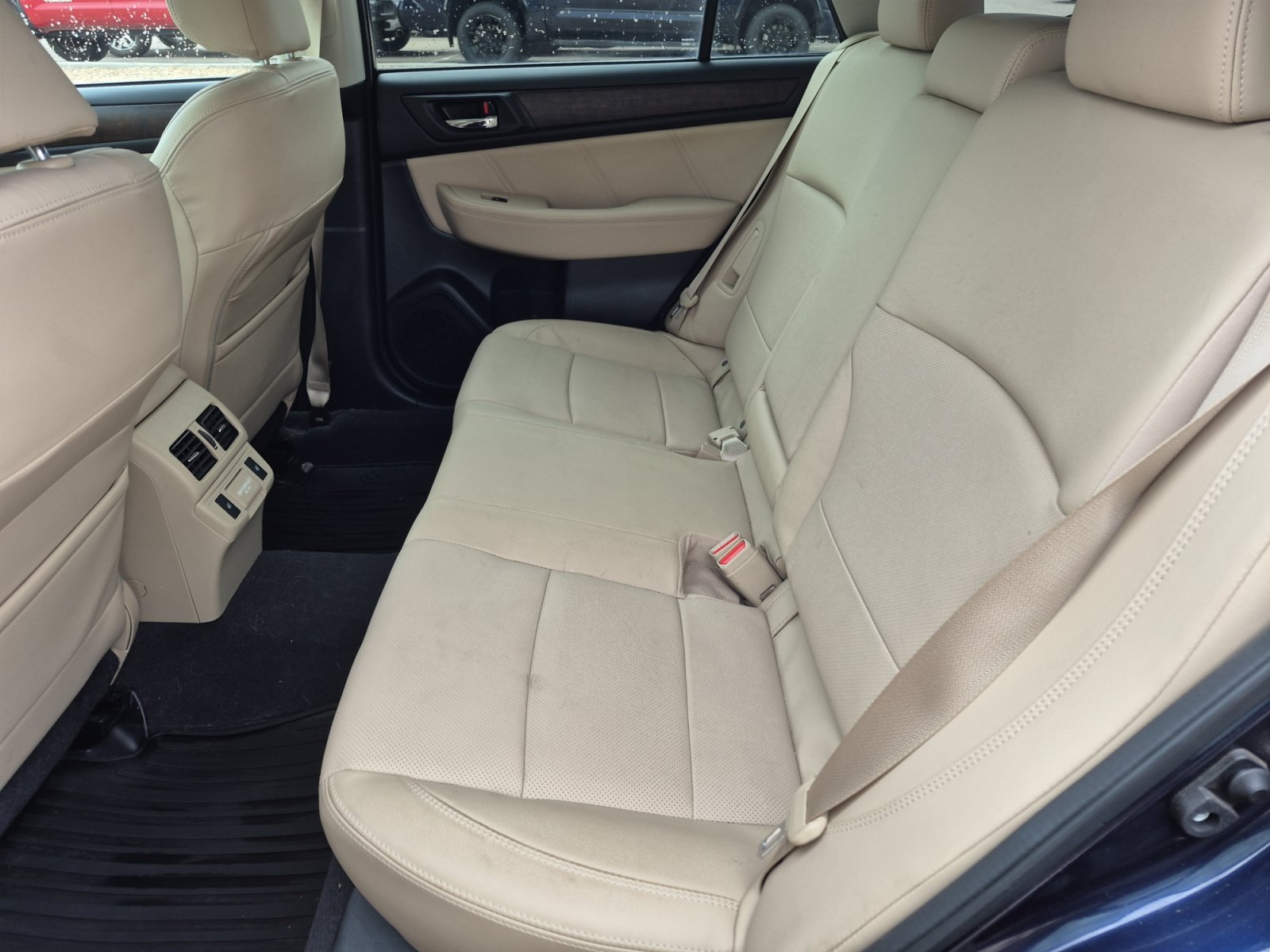 Used 2018 Subaru Outback 3.6R Limited AWD/4WD image 20