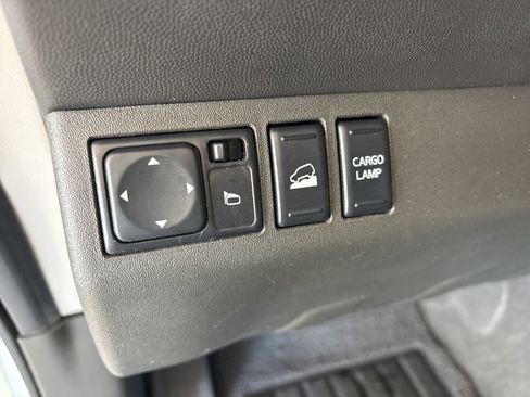 Used 2019 Nissan Frontier PRO-4X w/ Pro-4x Luxury Package image 13