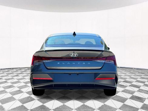 New 2026 Hyundai Elantra SEL Sport image 10