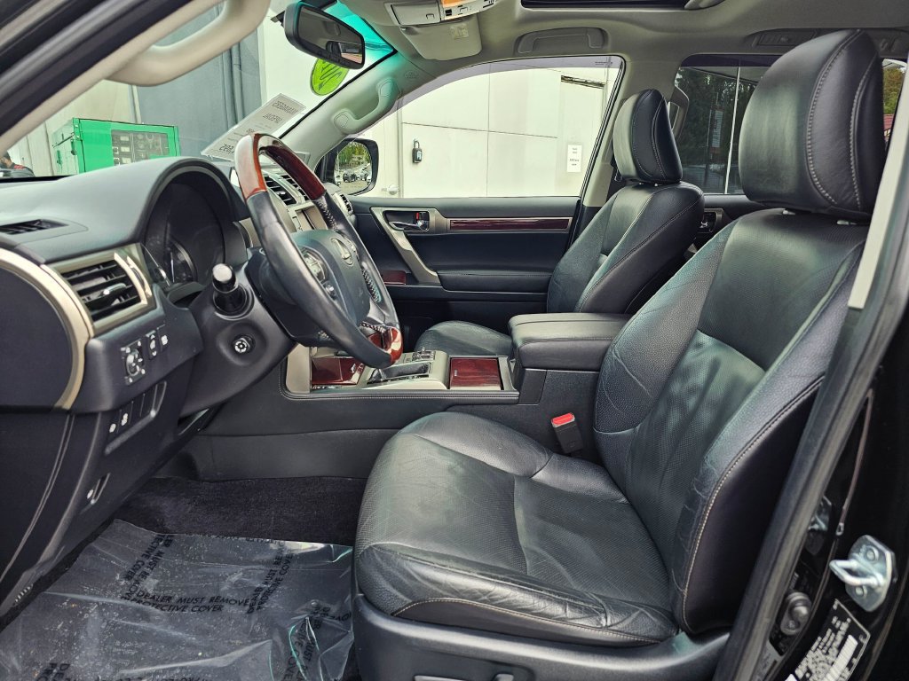 Used 2015 Lexus GX 460 w/ Premium Package AWD/4WD image 19