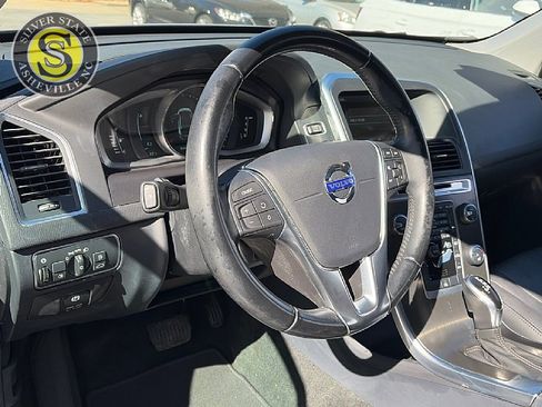 Used 2015 Volvo XC60 T5 Premier image 22