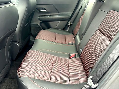 New 2026 Nissan Kicks SR w/ Cold Weather Package FWD image 15