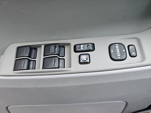 Used 2008 Toyota 4Runner SR5 image 30