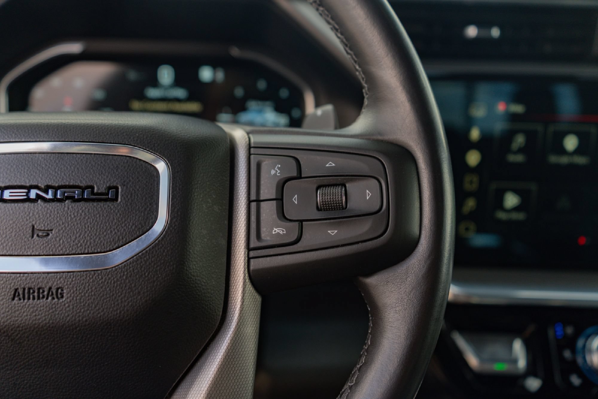 Used 2022 GMC Sierra 1500 Denali AWD/4WD image 12