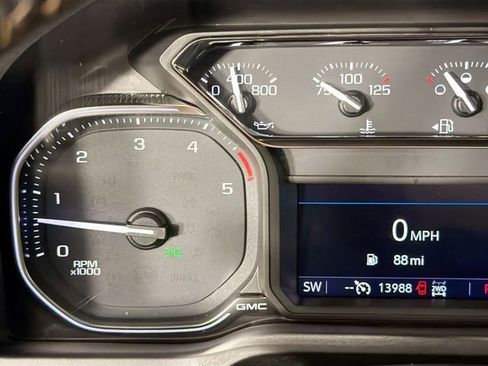 Used 2023 GMC Sierra 2500 AT4 w/ Gooseneck/5TH Wheel Package image 13