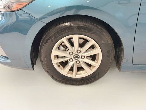 Used 2025 Toyota Camry LE FWD image 25