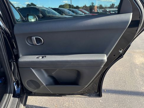 New 2025 Hyundai Ioniq 5 SEL image 25