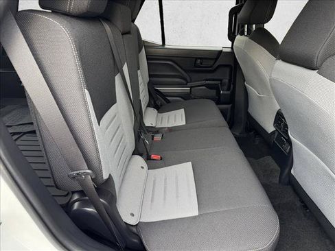 Certified 2025 Toyota 4Runner TRD Off-Road AWD/4WD image 17