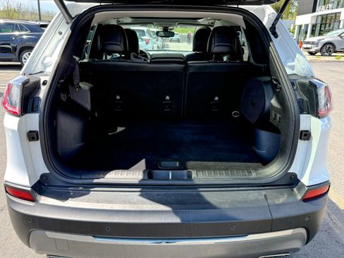 Used 2021 Jeep Cherokee Limited AWD/4WD image 39