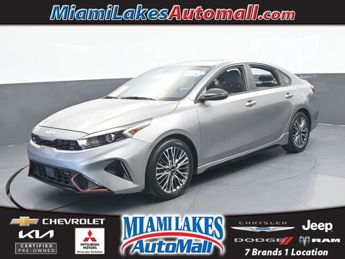 Used 2023 Kia Forte GT-Line w/ GT-Line Premium Package FWD image 1