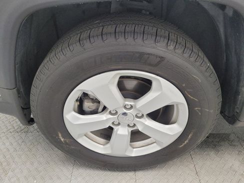 Used 2020 Jeep Compass Latitude AWD/4WD image 31