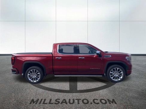 Certified 2023 GMC Sierra 1500 Denali w/ Denali Reserve Package AWD/4WD image 4