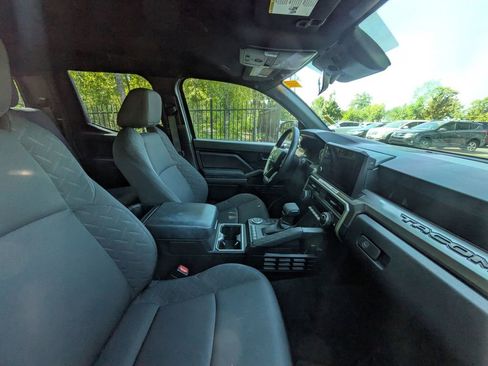 Certified 2024 Toyota Tacoma SR5 image 9
