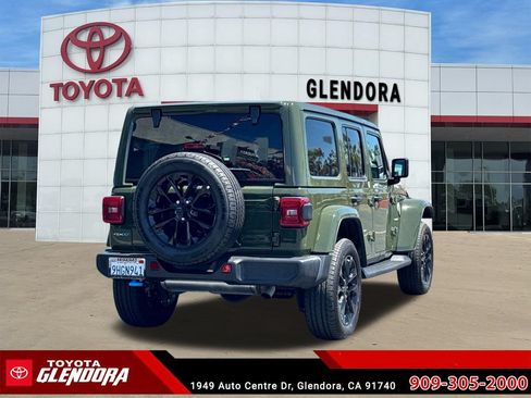 Used 2024 Jeep Wrangler Unlimited Sahara AWD/4WD image 10