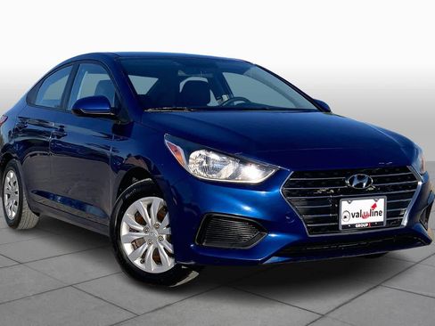 Used 2021 Hyundai Accent SE image 2