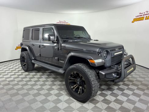 Used 2021 Jeep Wrangler Unlimited Sahara image 8