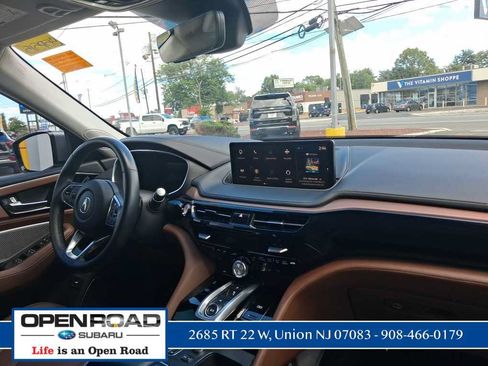 Used 2022 Acura MDX SH-AWD w/ Technology Package image 19