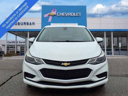 Used 2016 Chevrolet Cruze LT w/ Convenience Package image 2