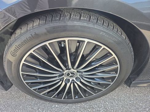 Certified 2024 Mercedes-Benz CLE 300 4MATIC Coupe image 3