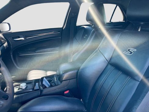 Used 2022 Chrysler 300 S RWD image 22