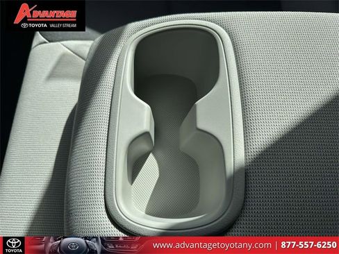 Used 2024 Toyota Corolla LE image 16