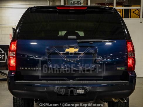 Used 2012 Chevrolet Suburban LT image 43