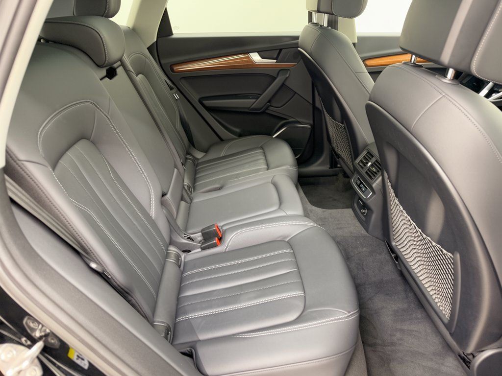 Used 2022 Audi Q5 2.0T Premium AWD/4WD image 29