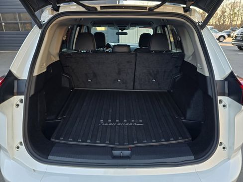 Certified 2025 Nissan Rogue SV AWD/4WD image 25