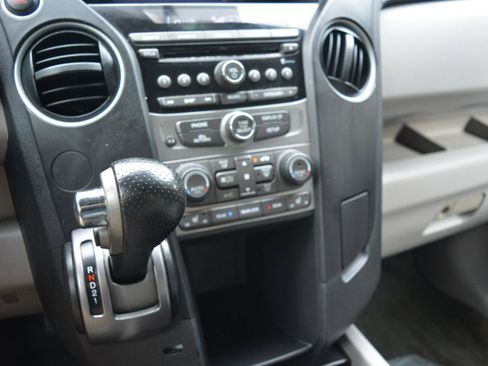 Used 2015 Honda Pilot EX-L image 27